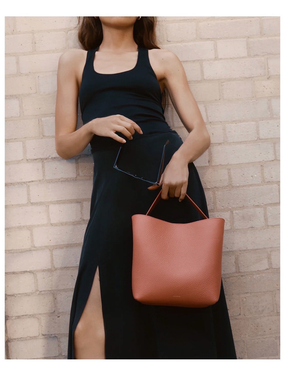 Cuyana Linea Leather Bucket Bag in Terracotta - Picture 3 of 10